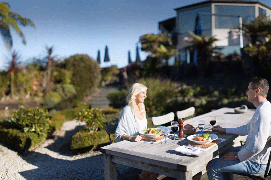 Solitaire Lodge Rotorua luxury lodge and romantic retreat New Zealand